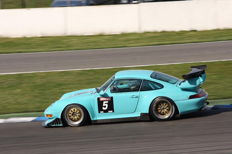  Porsche 911 GT2 RSR 1995 года  (фото 5 из 17)